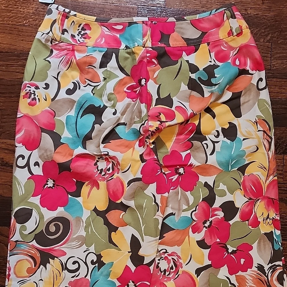 NWT Talbots Stretch Multicolored Tropical Floral Cotton Blend Pants 32